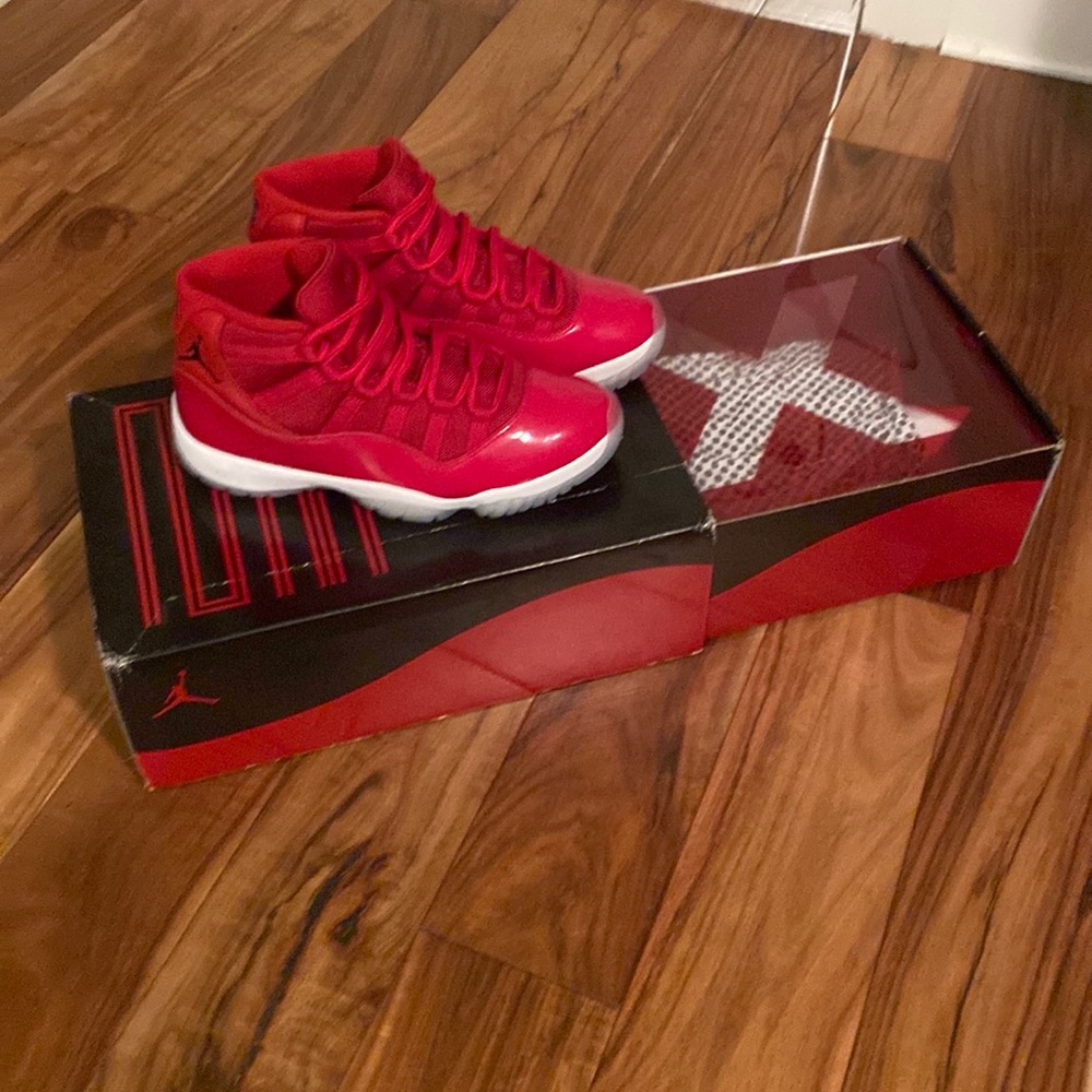 Brand new all red jordan 11